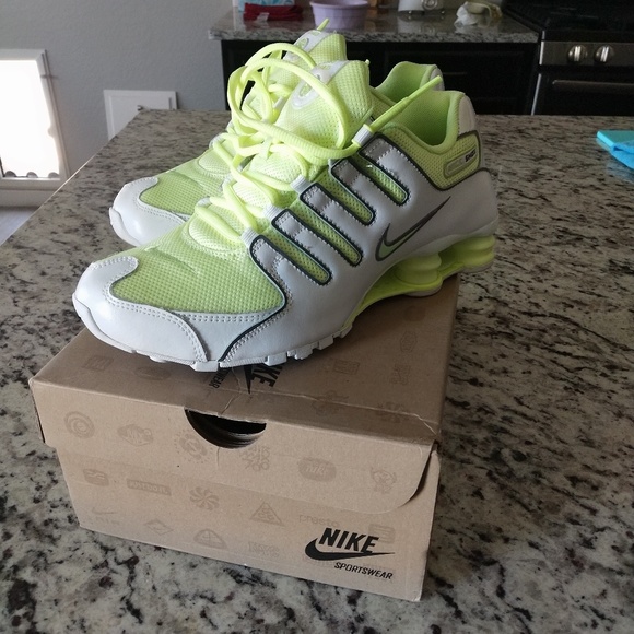 nike shox neon green